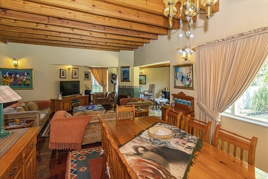 4 Bedroom Property for Sale in Wilgenhof Free State